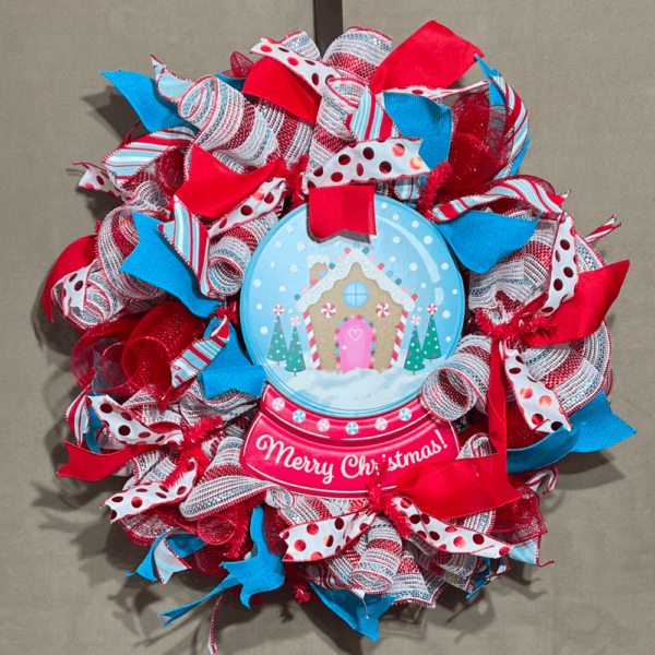 Merry Christmas Snow Globe